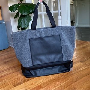 DSW Weekender bag